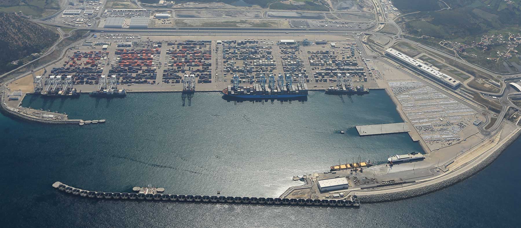 infraestructuras viarias y redes nueva esclusa puerto MED1 tanger campezo
